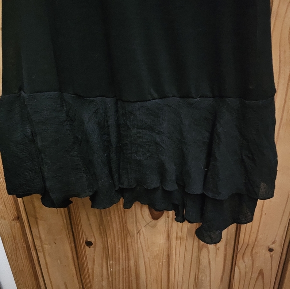 Black dress - Picture 2 of 4